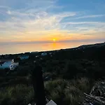 Dhermi Kondaq