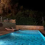 Dhermi Villa