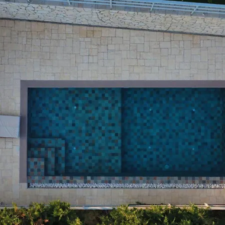 Villa Dhermi 1